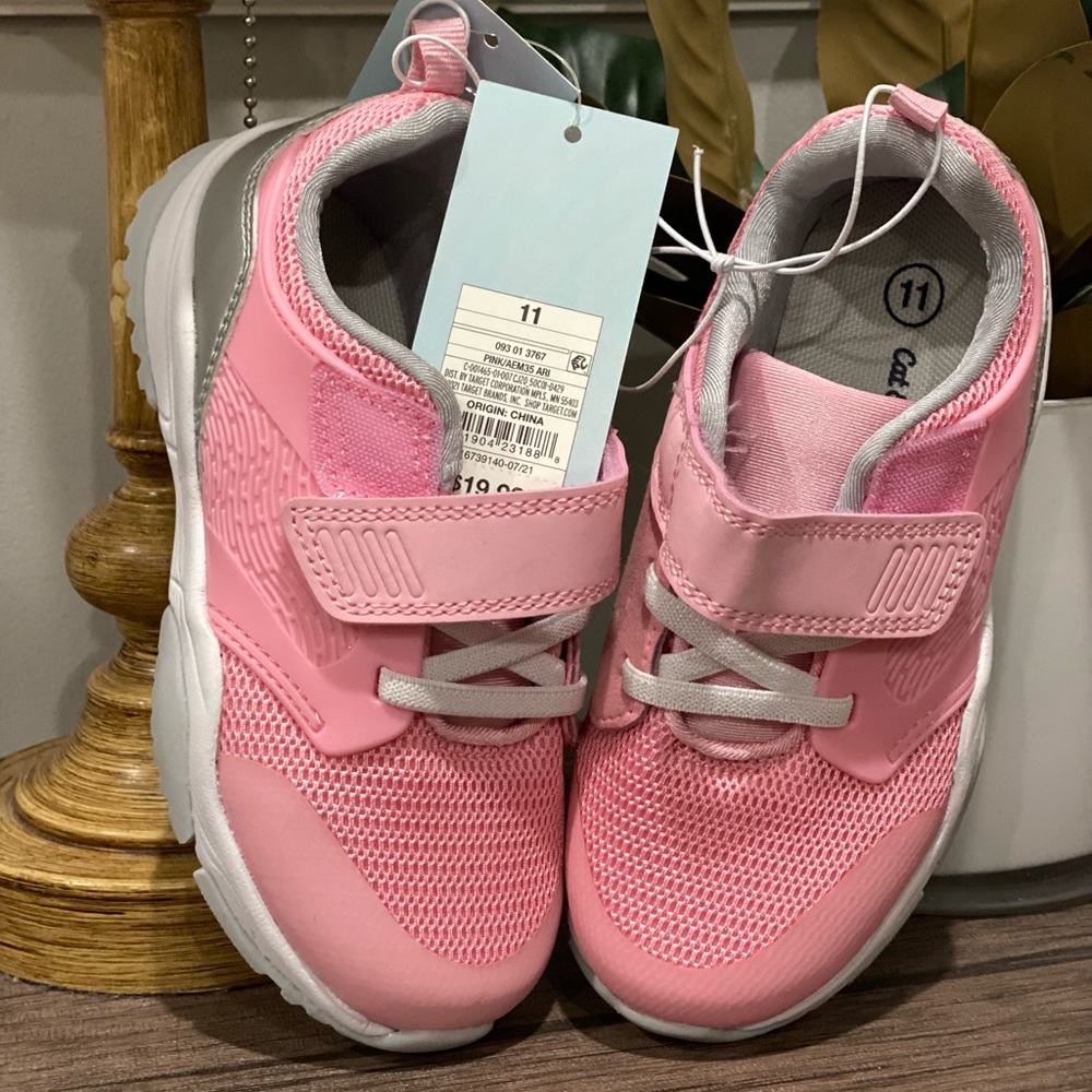 NEW Little Kids 11 Cat & Jack Tennis shoes